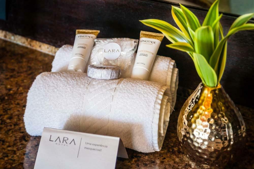 אקווירז Lara Hotel מראה חיצוני תמונה