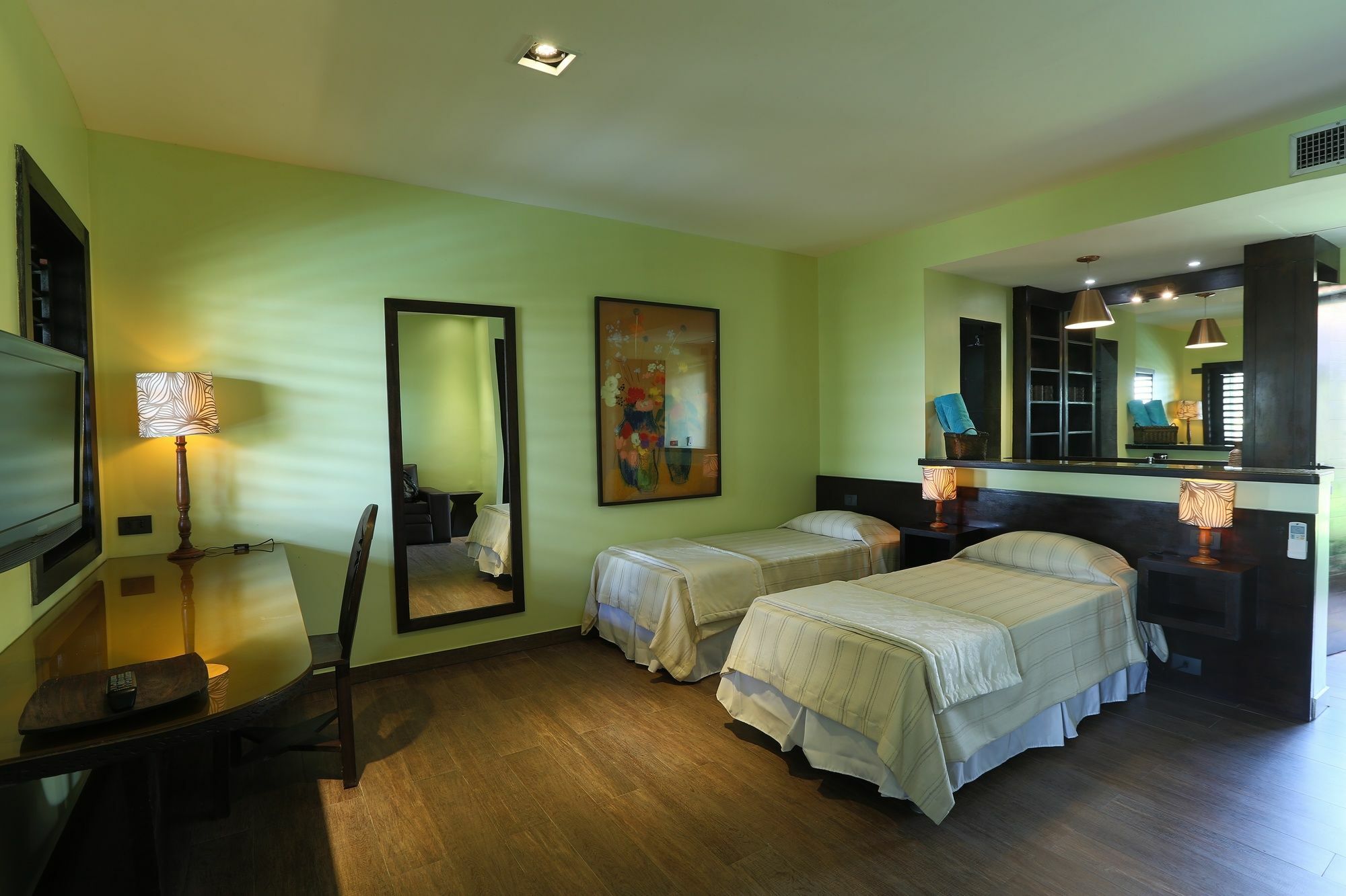אקווירז Lara Hotel מראה חיצוני תמונה
